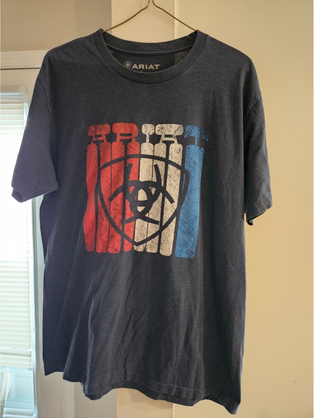 Men's Ariat T-Shirt Short Sleeve Size Large